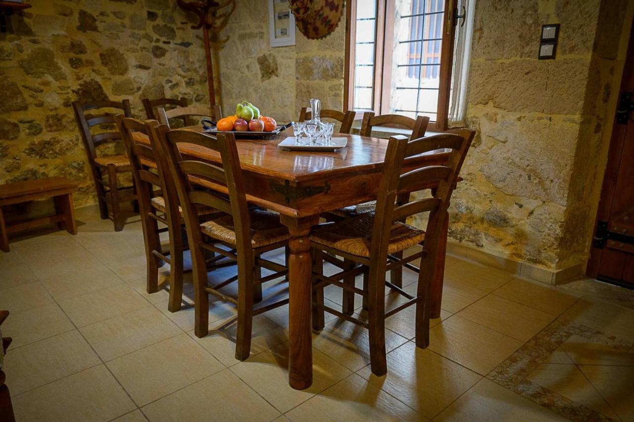 Traditional Stone Mezonete Krousonas  Kültér fotó